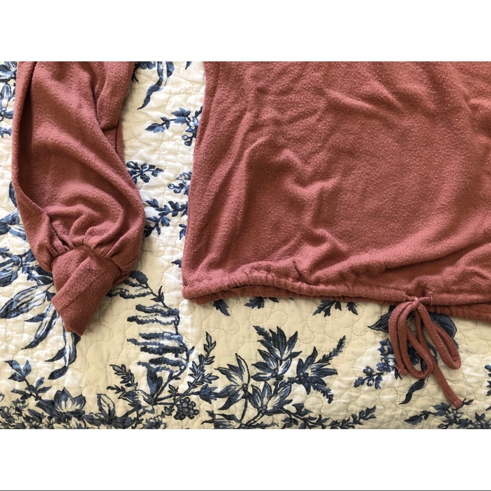 LC sweater - Picture 2 of 3